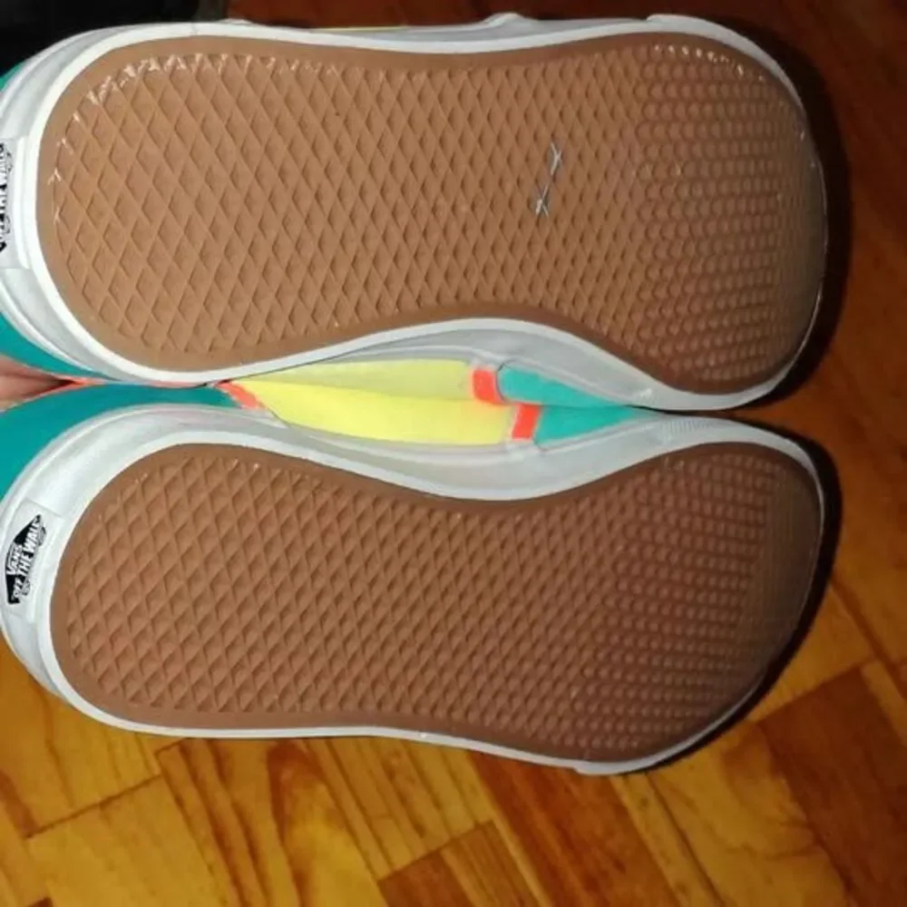 Unbranded vans size